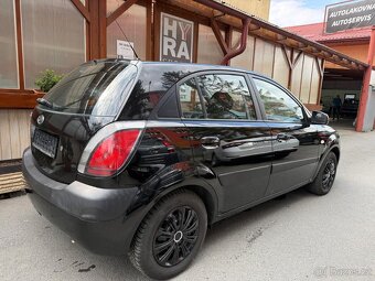 Kia Rio 1,4i - 3