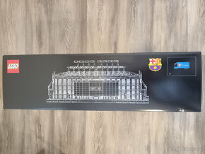 Lego 10284 Camp Nou - 3