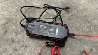 Inteligentní nabíječka SHARK CN-4000 - 3