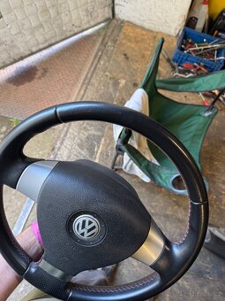 3.rameny volant vw golf 5 - 3