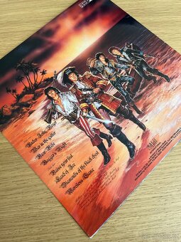 Running Wild - Under Jolly Roger - 3