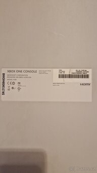 Xbox One bílý - 3