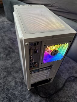 Herní PC na hraní her ve Full HD. - 3