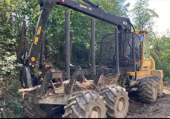 13t na 10t vyvážečka 8x8 SAMPO FR28 Rosenlew - 3