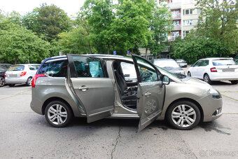 Na prodej: Peugeot 5008 – 2012 – auto pro rodinu - 3