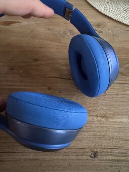 Beats Solo by Dr. Dre wired on the Ear Headphones - Blue - 3