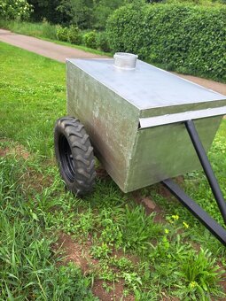 Cisterna na vodu za traktor, malotraktor, lejta, napáječka - 3