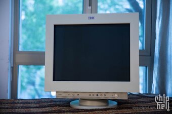 KÚPIM do zbierky starý PC CRT Monitor min. 19" - ODVEZIEM - 3