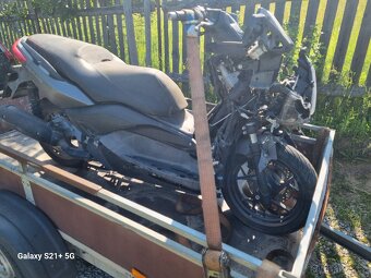 Yamaha x-max 125 - 3