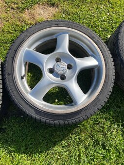 4x100 r17 - 3