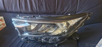 Leve predni svetlo toyota rav4 rav 4 full led - 3
