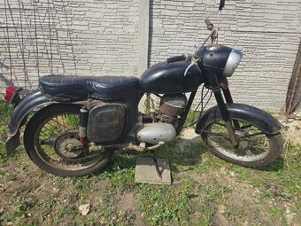 ČZ 250 Sport - 3