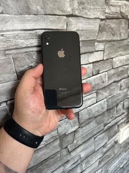 iPhone Xr - 3