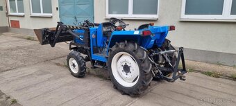 Traktor ISEKI TA275 4x4 + příslušenství - 3