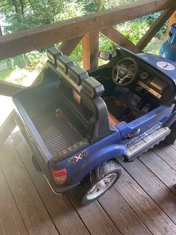Elektrické autíčko Ford Ranger 4x4 - 3