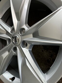 Volvo xc 60 , alu kola 5x 108 r18 - 3