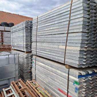 Prodám Kvalitní rámové lešení - 3