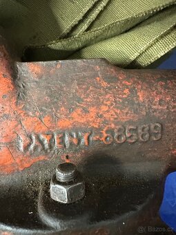 Svěrák YORK 125 - 3