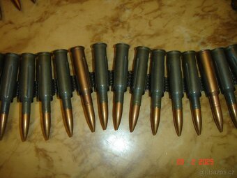 Prodám originál kulometný pás s 50kusy sbírkových školních n - 3