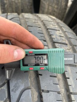 Bridgestone 295/45 R20 110T - 3