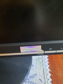 Monitor ASUS - 3
