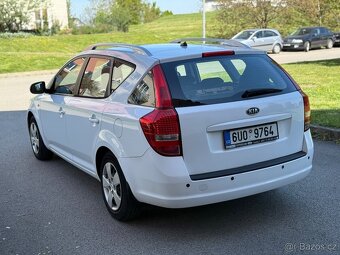 2010 Kia Ceed 1.4 benzín 66kW - 3