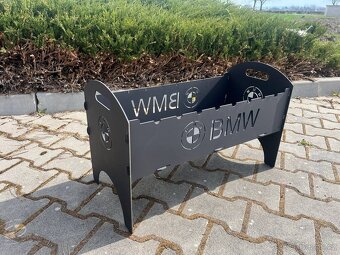 Rozkládací gril BMW - 3