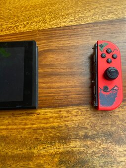 Rozbité Nintendo switch - 3