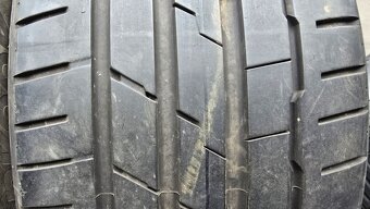 Letní pneu 235/40/19 Hankook - 3