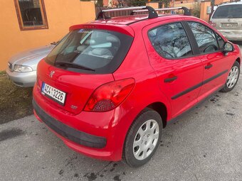 Peugeot 207 1.4i 54kw na opravu - 3