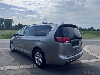 Chrysler Pacifica 3,6 Limited DVD 360 čočka 2017 DPH - 3