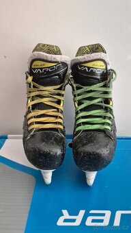 Prodám brusle Bauer Vapor 3X, vel. Y13 - 3