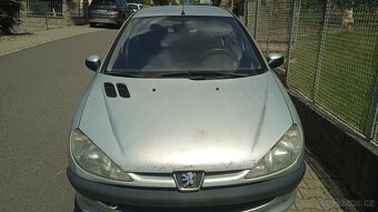 Peugeot 206 k opravě nebo na ND - 3