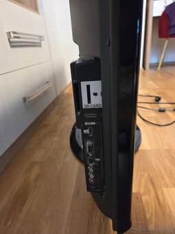 Panasonic TX-P42X10E - 3