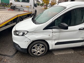 Ford Transit Courier - 3