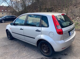 Ford Fiesta - 3