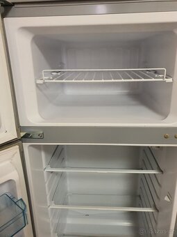 zánovní moderní lednice tř.A+ s mrazákem - 3