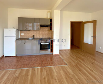 Pronájem bytu 1+kk/B, 36 m2, Federova, Praha 9 - Kyje, sklep - 3