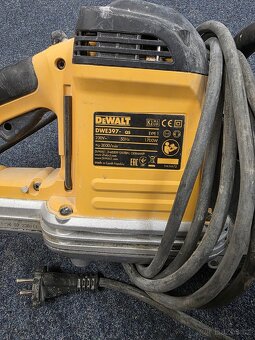 Pila na cihly Dewalt DWE397 - 3
