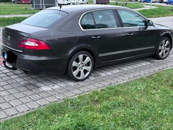 Škoda Superb 3,6 fsi - 3