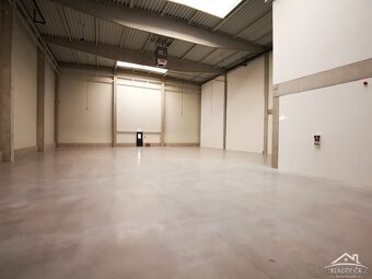 Skladovací hala Jihlava - 3