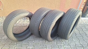 Bridgestone 235/50R20 Runflat - 3