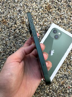 IPhone 13 - baterie 100% - 3
