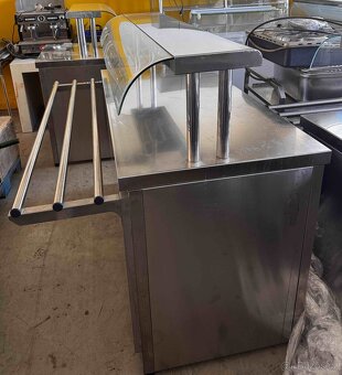 Výdejní - servírovací stoly linky - 3