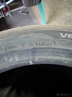 Pneu Hankook 245/40/18 - 3