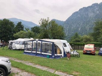 karavan Hymer, rodina 5-6 osob, palanda - 3
