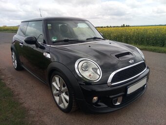 MINI COOPER S 135KW,MAX VÝBAVA - 3