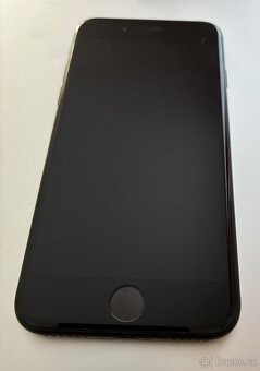 IPHONE SE 2020 64GB TOP + kryt - 3