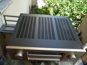 Accuphase E-406V High End integrovaný zesilovač FB - 3