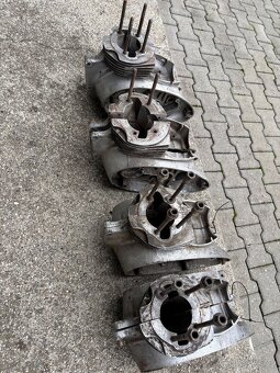 Jawa pérák - kývačka - Kartery motoru - 3